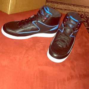 Air Jordan 2 Retro “Radio Raheem” SIZE 10 US